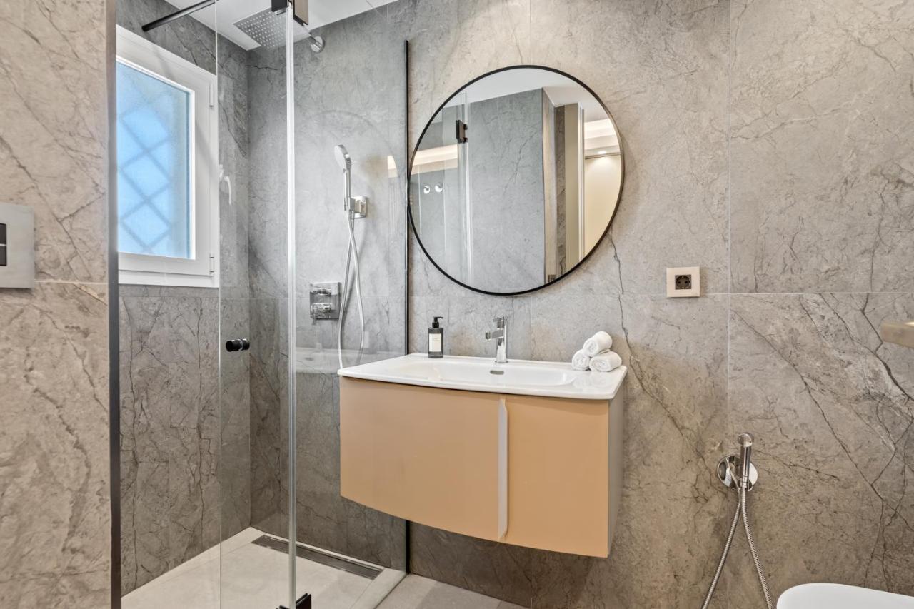 Appartement Fully Renovated Frontline Flat *